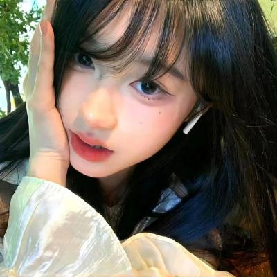 暴雨寒梅